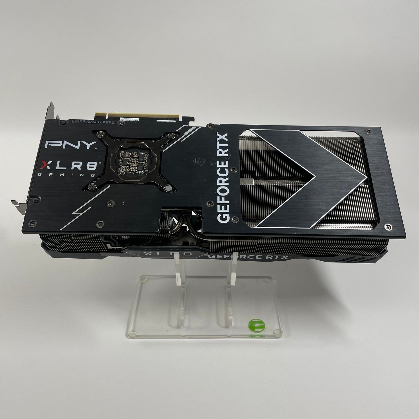 PNY GeForce RTX 4070 Ti Super OC 16GB GDDR6X  KMR47TSN4KGGT3DKTR18AFC