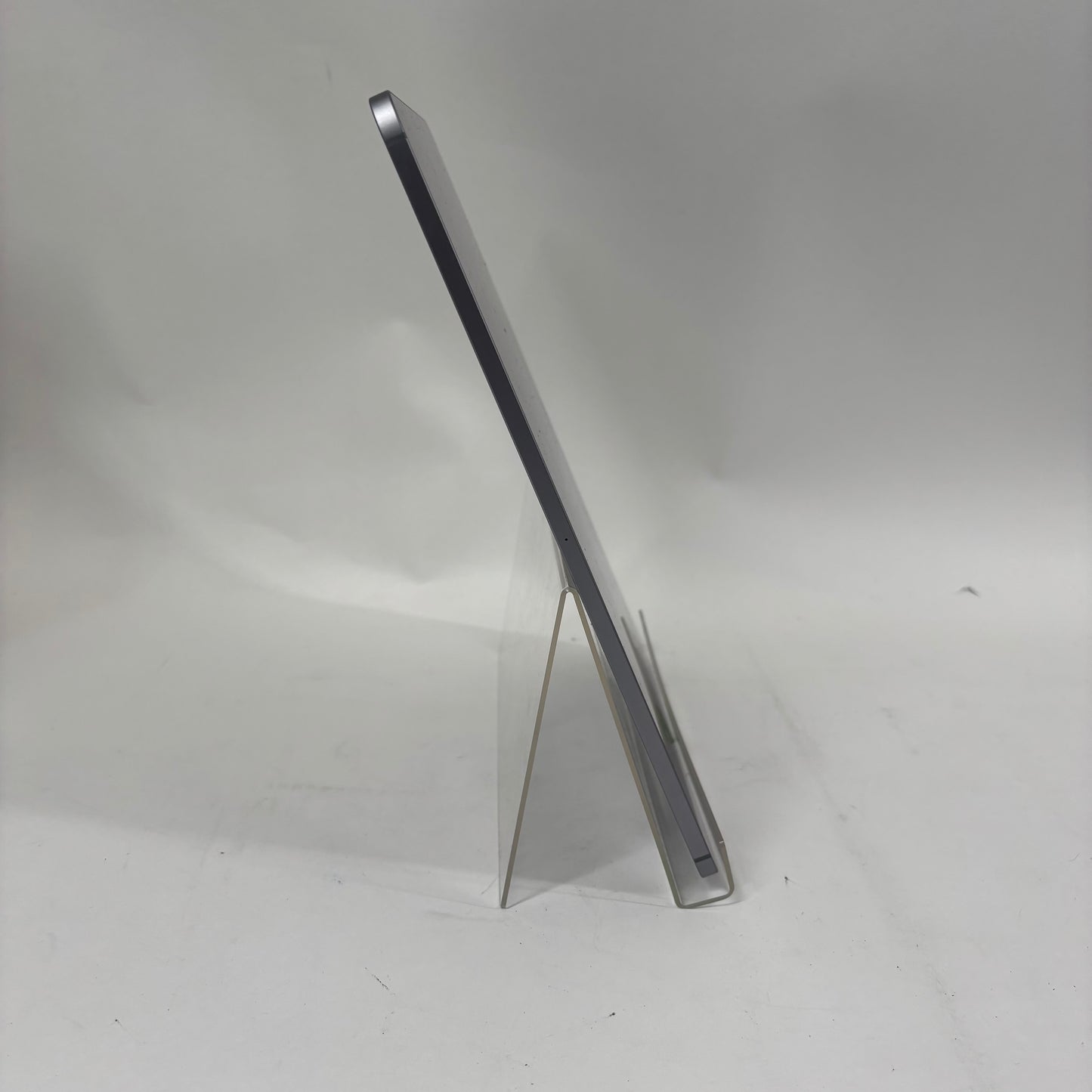 WiFi Only Apple iPad Pro 12.9" 6th Gen 512GB Space Gray MP623LL/A