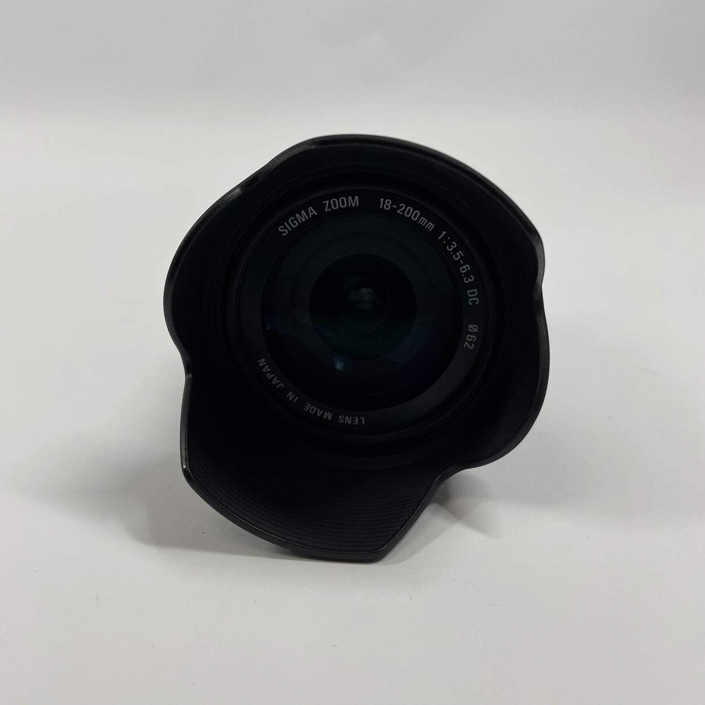 Sigma DC Macro OS HSM Contemporary 18-200mm f/3.5-6.3 DC For Canon EF Mount