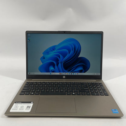 HP Laptop C68GJUA#ABA 15.6" i3-N305 1.8GHz 8GB RAM 256GB SSD