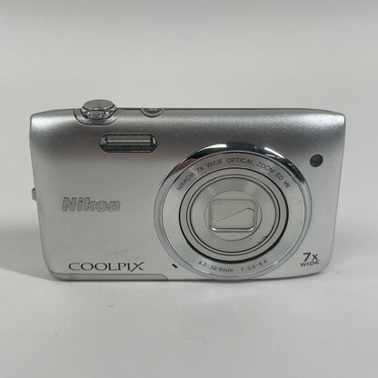 Nikon COOLPIX S3500 20.1MP Digital Point And Shoot Camera