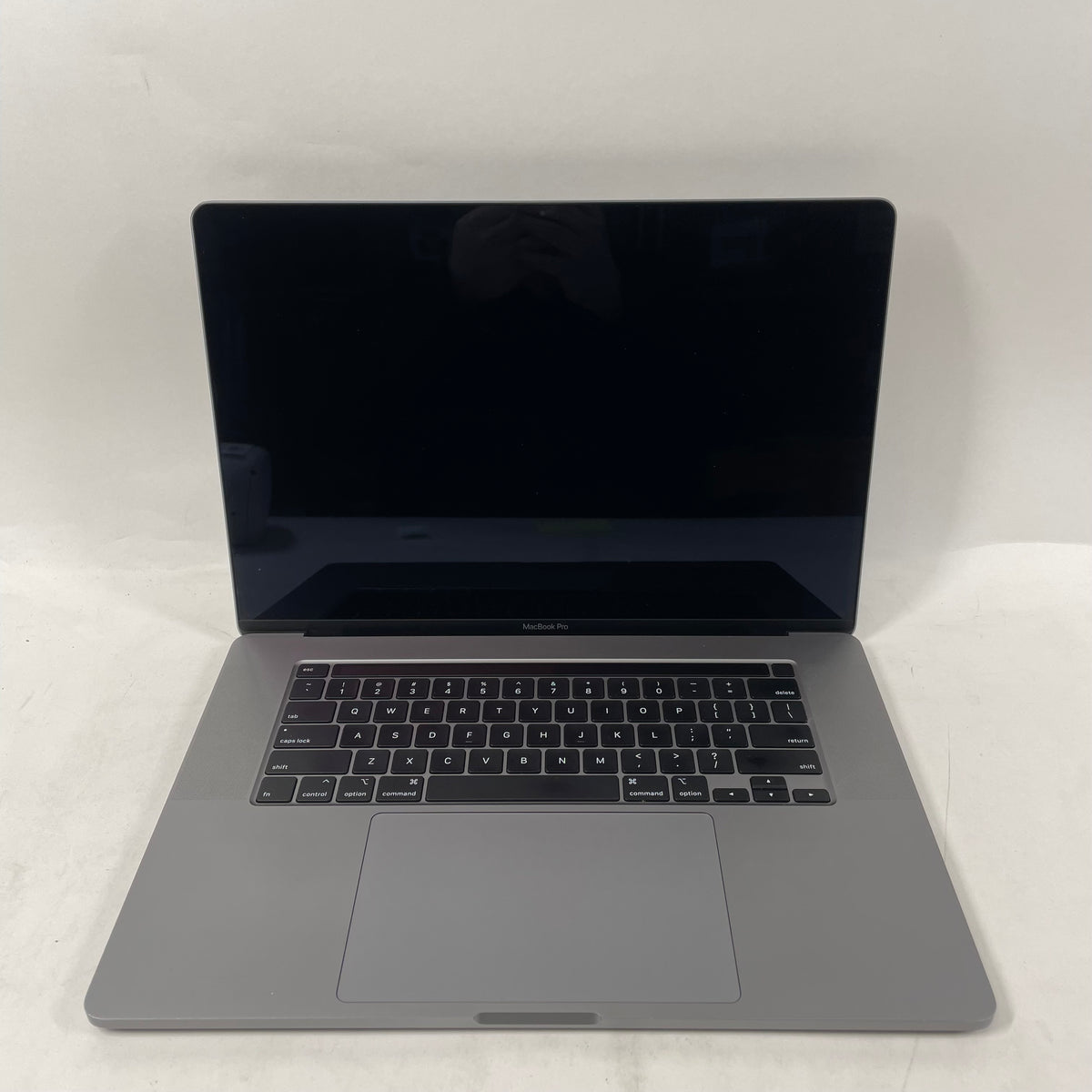 2019 Apple MacBook Pro 16" i9 2.4GHz 64GB RAM 4TB SSD Silver MVVK2LL/A