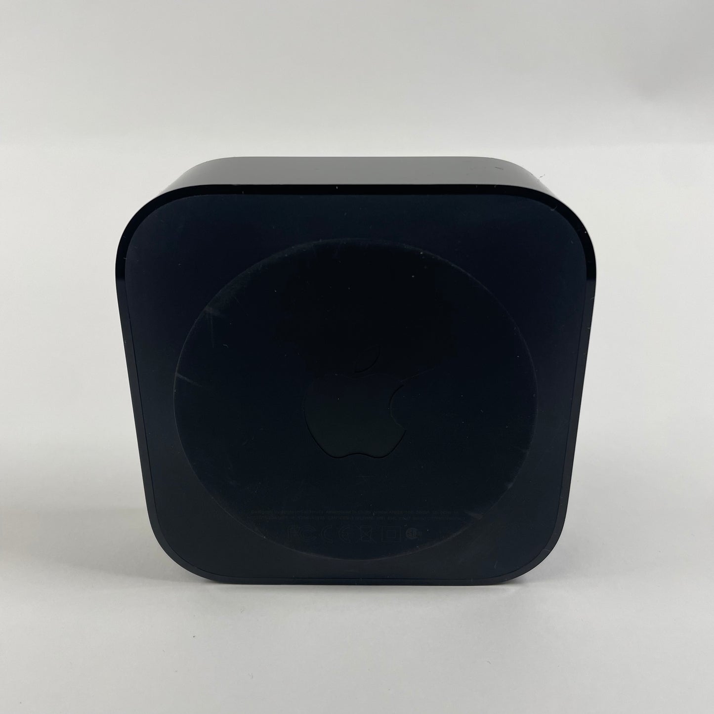 Apple TV HD 4th Gen 64GB Digital HD Media Streamer A1625 WiFi + Ethernet