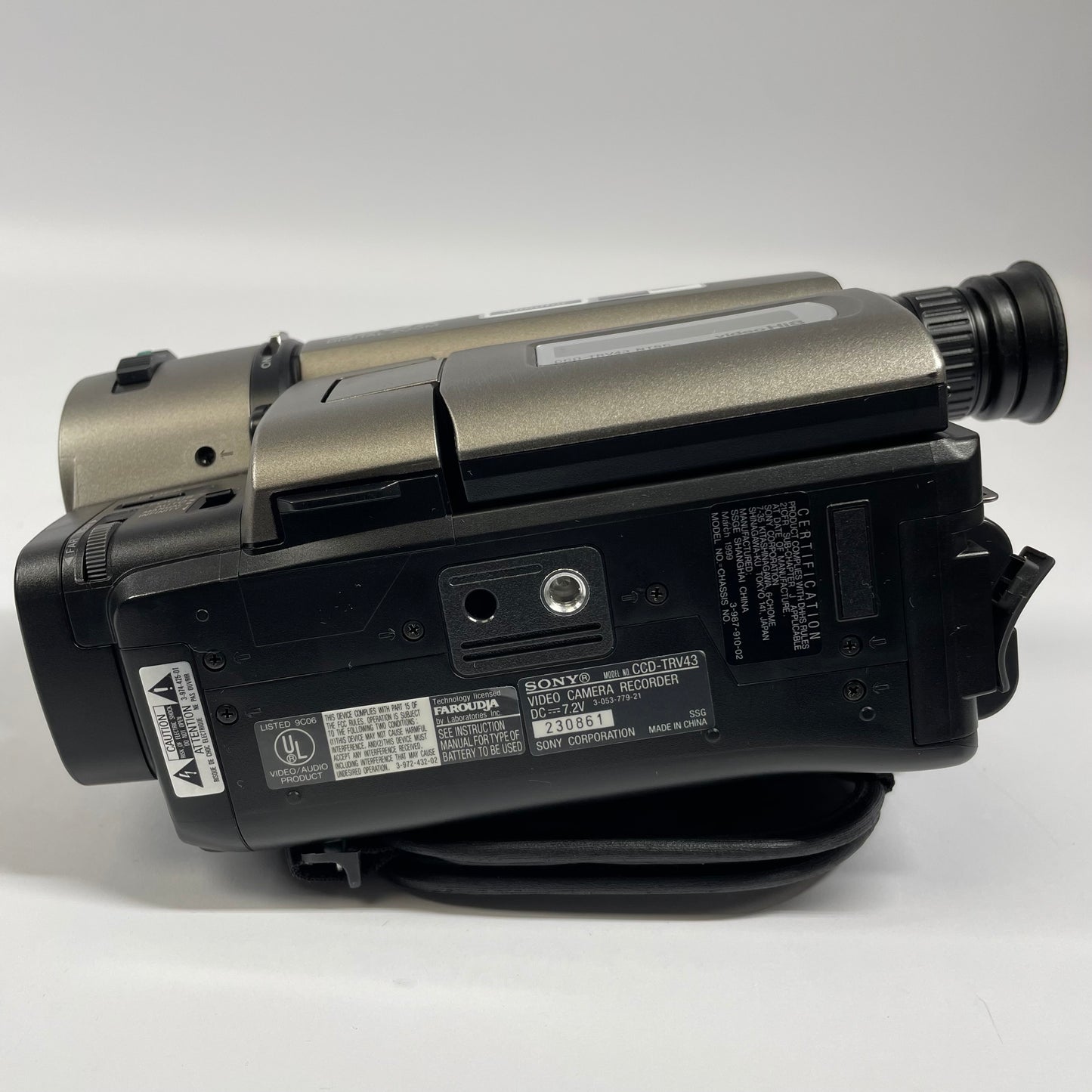 Sony Handycam Vision 0.2 Camcorder CCD-TRV43 NTSC