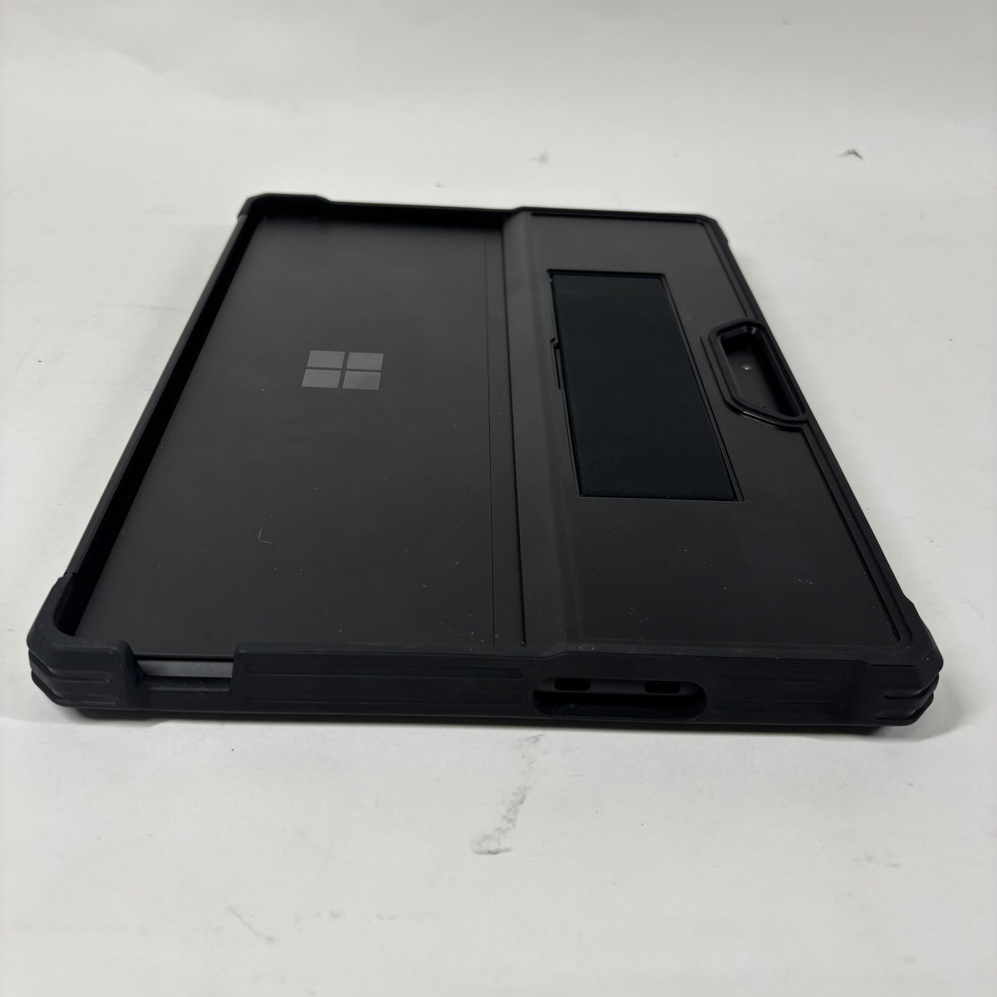 Microsoft Surface Pro- Copilot + PC 2076 13" Snapdragon X Elite 3.42GHz 16GB RAM