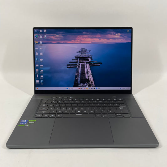 Asus ROG Zephyrus M16 16" Core Ultra 9 16GB RAM 1TB SSD GeForce RTX 4070