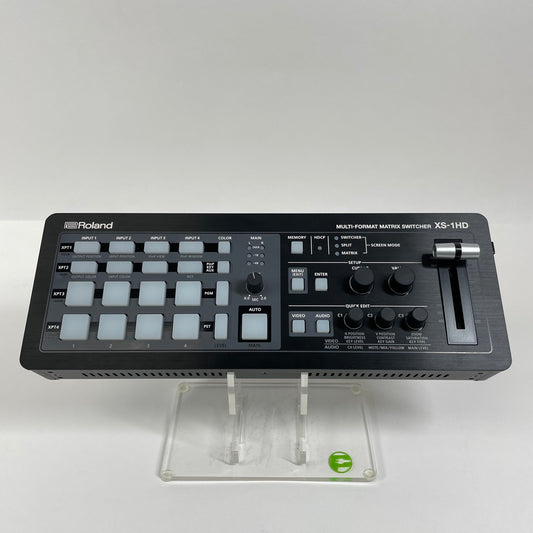 Roland xs-1HD 8-Channel Compact, 4-Input/4-Output Multi-Format Matrix Switcher