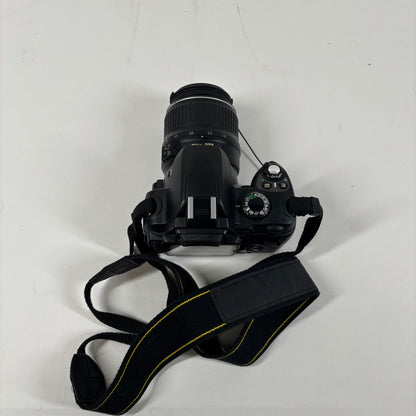 Nikon D40 6.1MP DSLR Camera