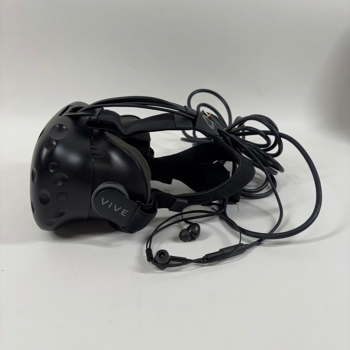 HTC Vive Virtual Reality Headset 99HASZ006-00