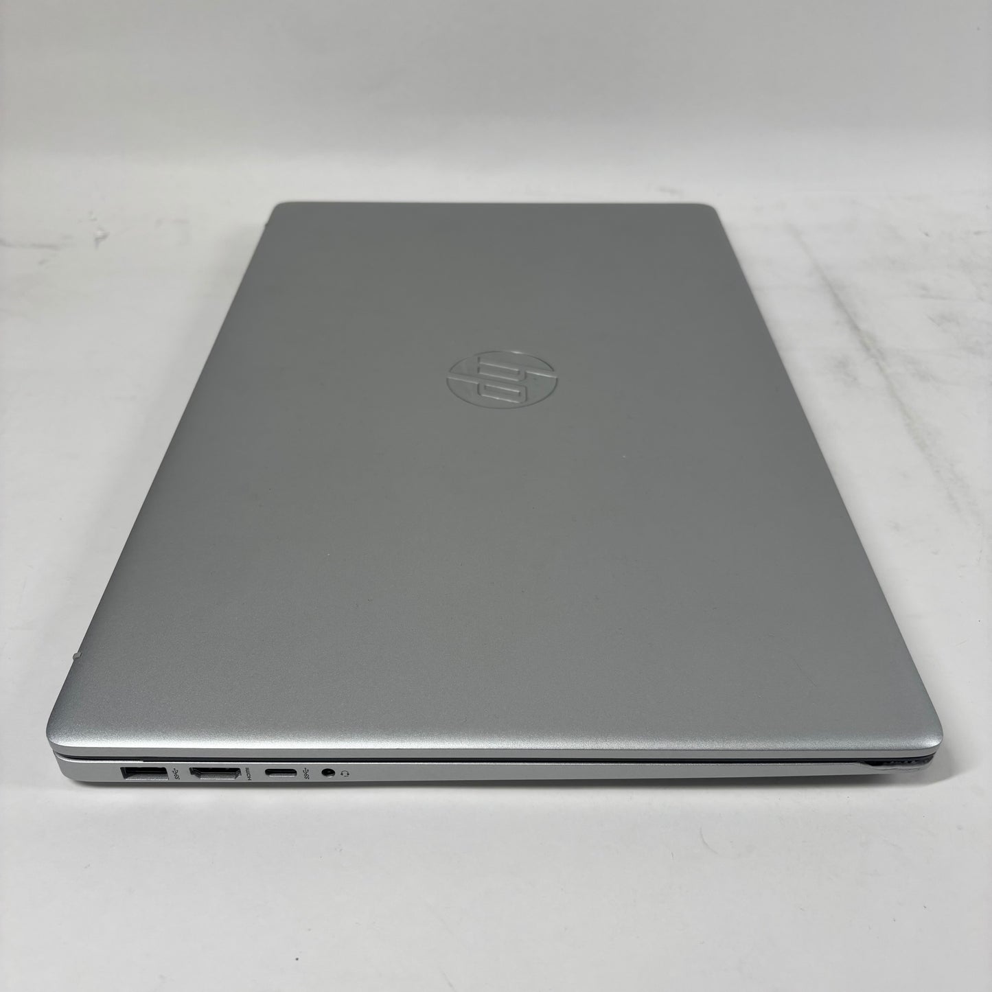 HP Pavilion 17-CN4071CL 17.3" Core 7 150U 1.8GHz 16GB RAM 512GB SSD