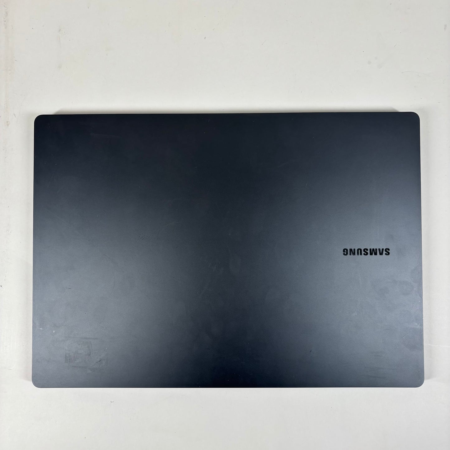 Samsung Galaxy Book3 Ultra NP960XFH 16" i7 10750H 2.4GHz 16GB RAM 1TB SSD 