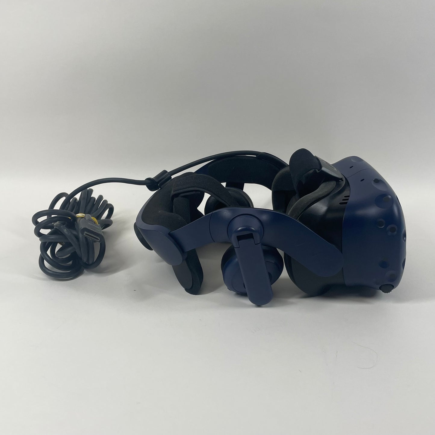 HTC Vive Pro PC VR Headset 99HAPY000-00