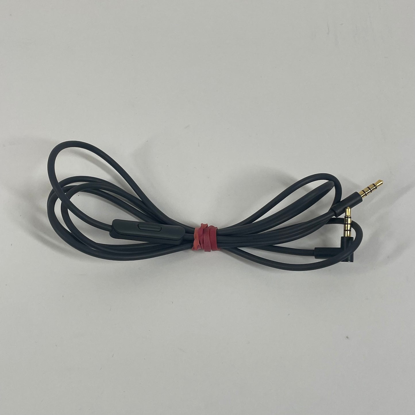 Beats Studio 3 Wireless Over-Ear Bluetooth Headphones Gray MC2N4LL/A