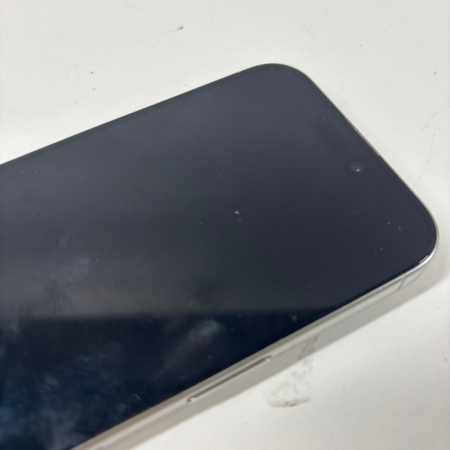 Factory Unlocked Apple iPhone 15 Pro 128GB White Titanium MTQN3LL/A