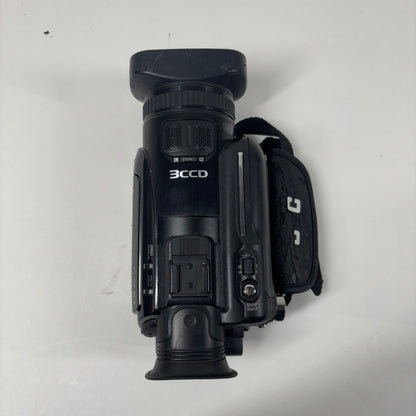 JVC HD Everio  High-Definition Hard Disk Drive Camcorder GZ-HD7U