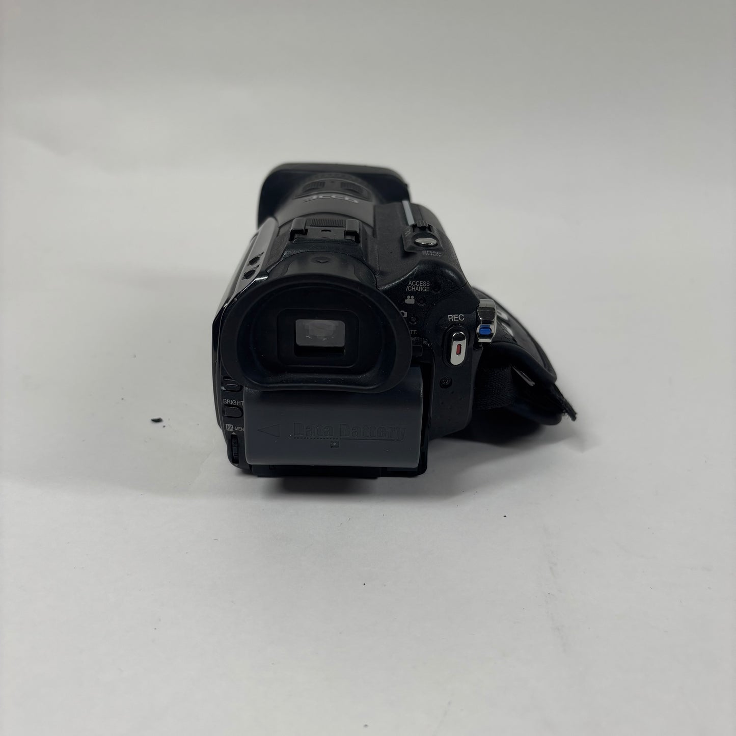 JVC HD Everio  High-Definition Hard Disk Drive Camcorder GZ-HD7U