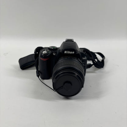 Nikon D40 6.1MP DSLR Camera