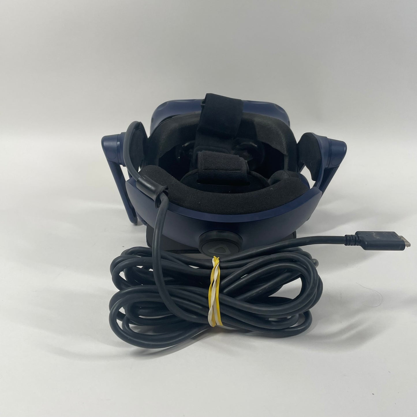 HTC Vive Pro PC VR Headset 99HAPY000-00