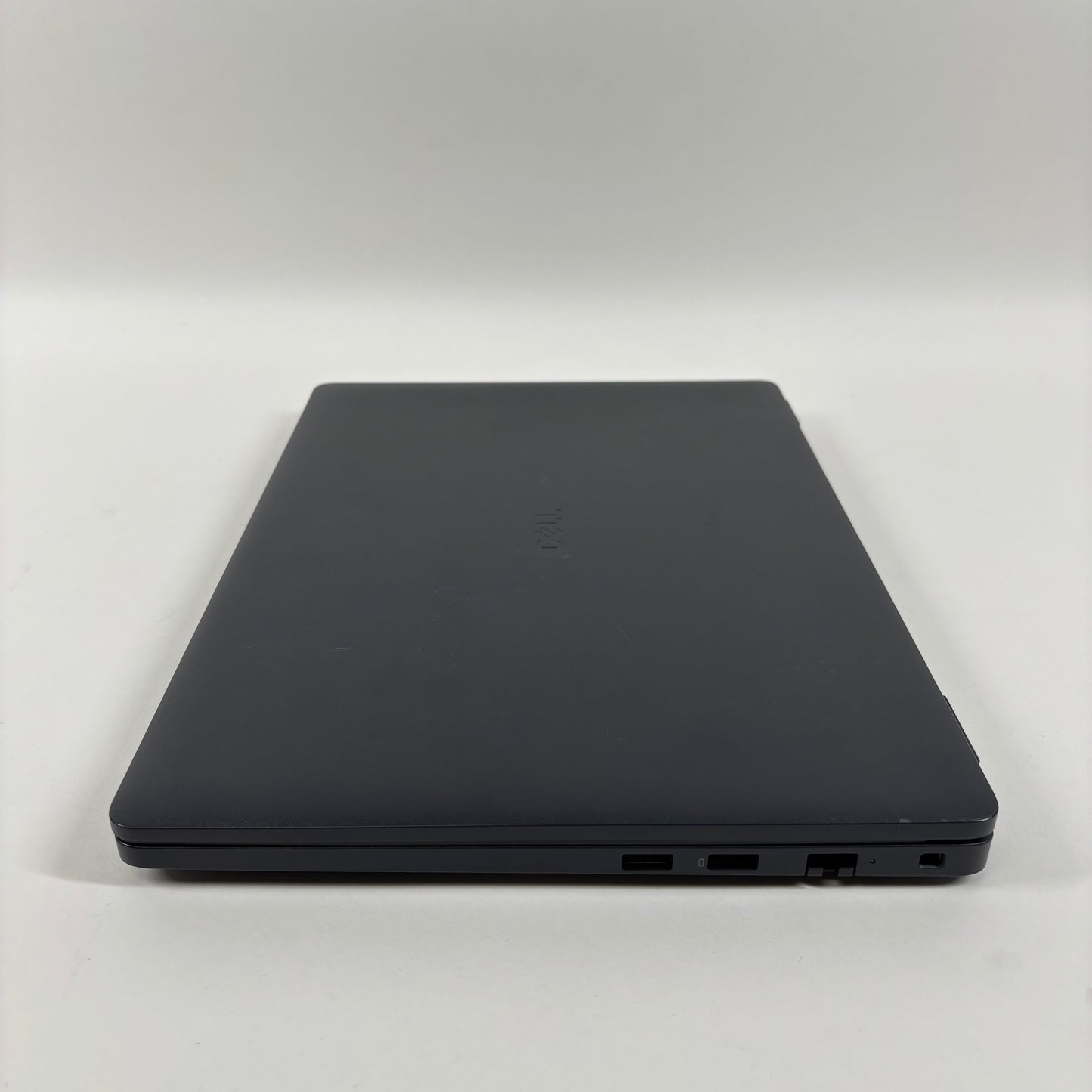Dell Pro 14 P193G 14" Intel Core 5 120U 1.4GHz 8GB RAM 250GB SSD