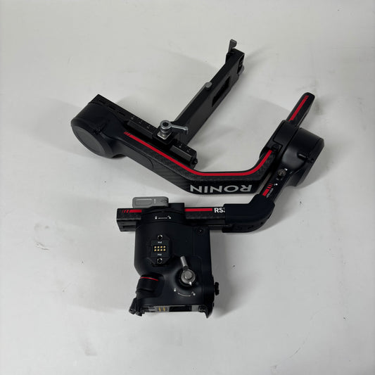 DJI Ronin RS3 Pro Kit, Advanced 3-Axis Handheld Gimbal System CP.RN.00000218.01
