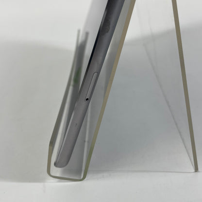Unlocked Apple iPad Pro 1st Gen 128GB White ML3K2LL/A