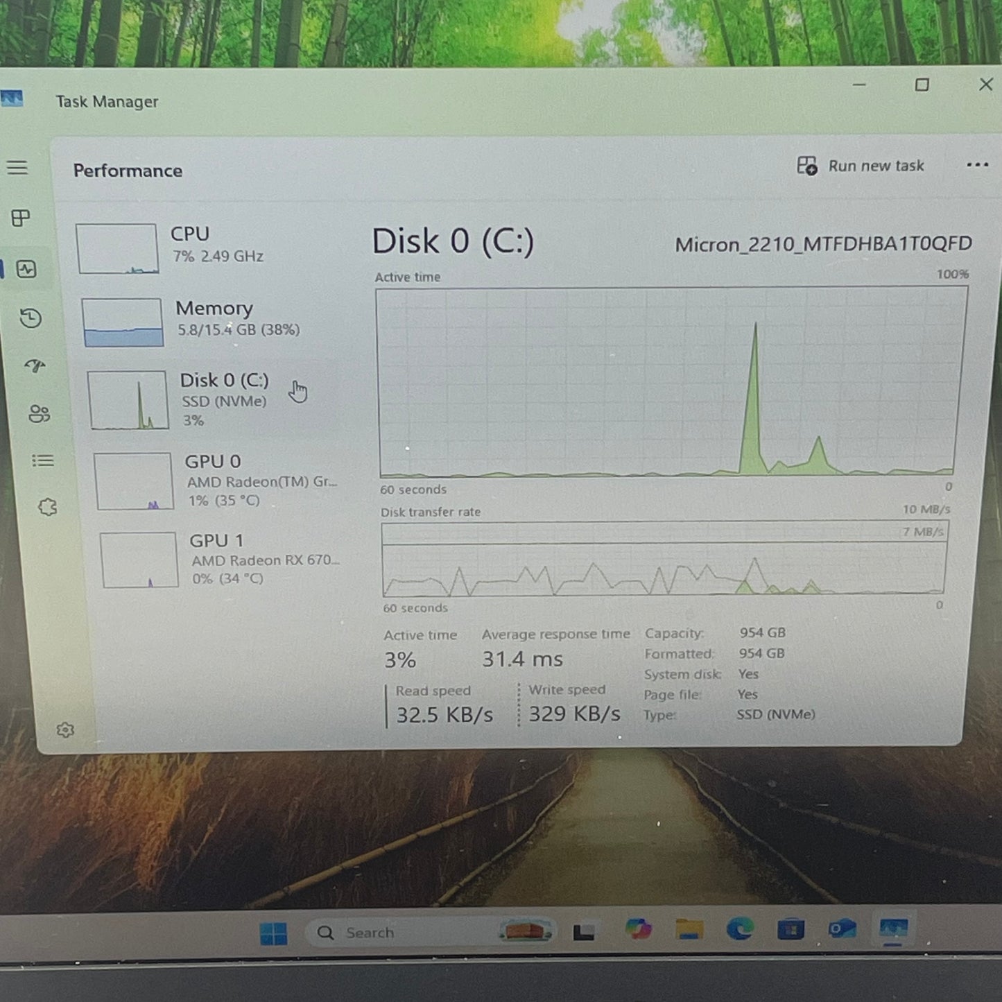 MSI Delta 15 A5EFK-001US 15.6" Ryzen 7 5800H 16GB RAM 1TB SSD Radeon RX 6700M