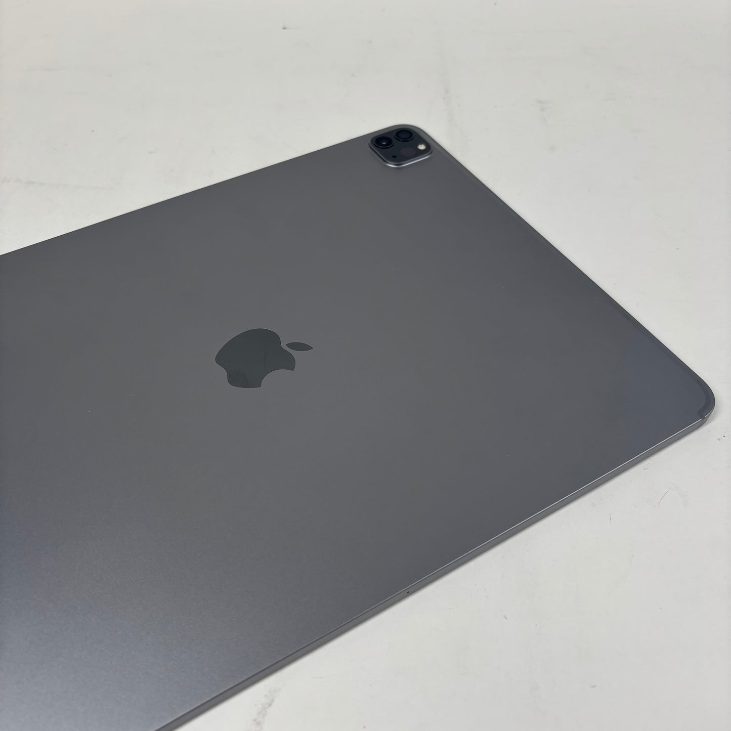 WiFi Only Apple iPad Pro 12.9" 6th Gen 512GB Space Gray MP623LL/A